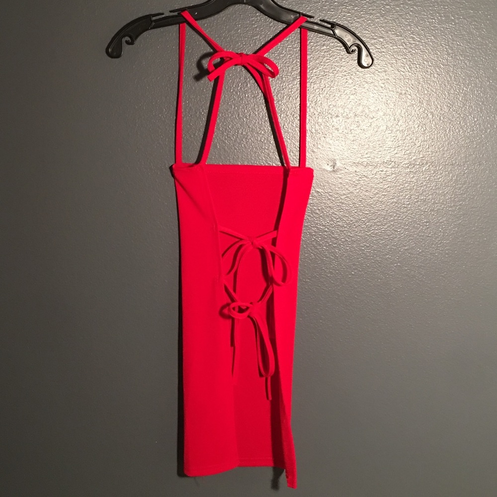 ❗️Red Tie-Back Tank Top from Boohoo